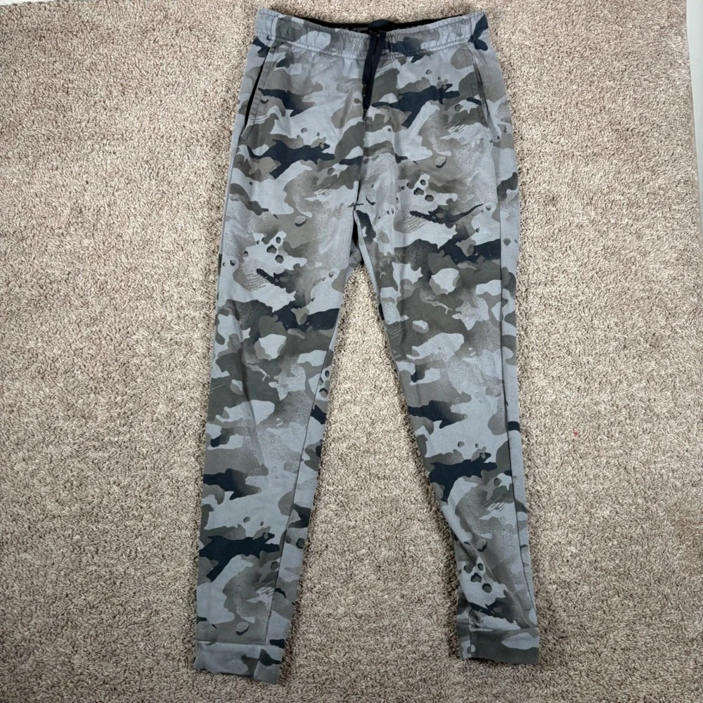 Nike Mens Dri-FIT Grey Camo Joggers Tapered Sweatpants CU6200-010 Size M